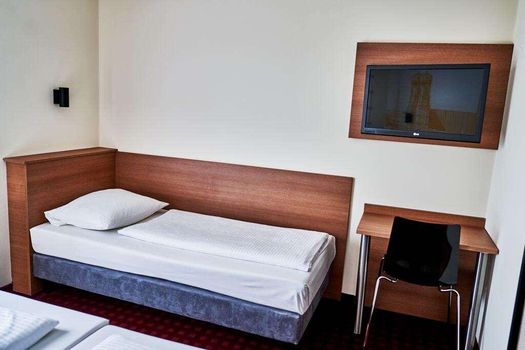 Mcdreams Hotel Muenchen-Nord Eching  Room photo